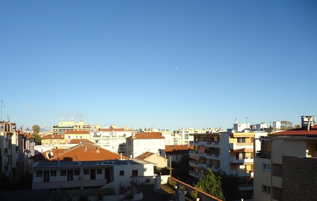 Studios à Golfe juan Chambre photo